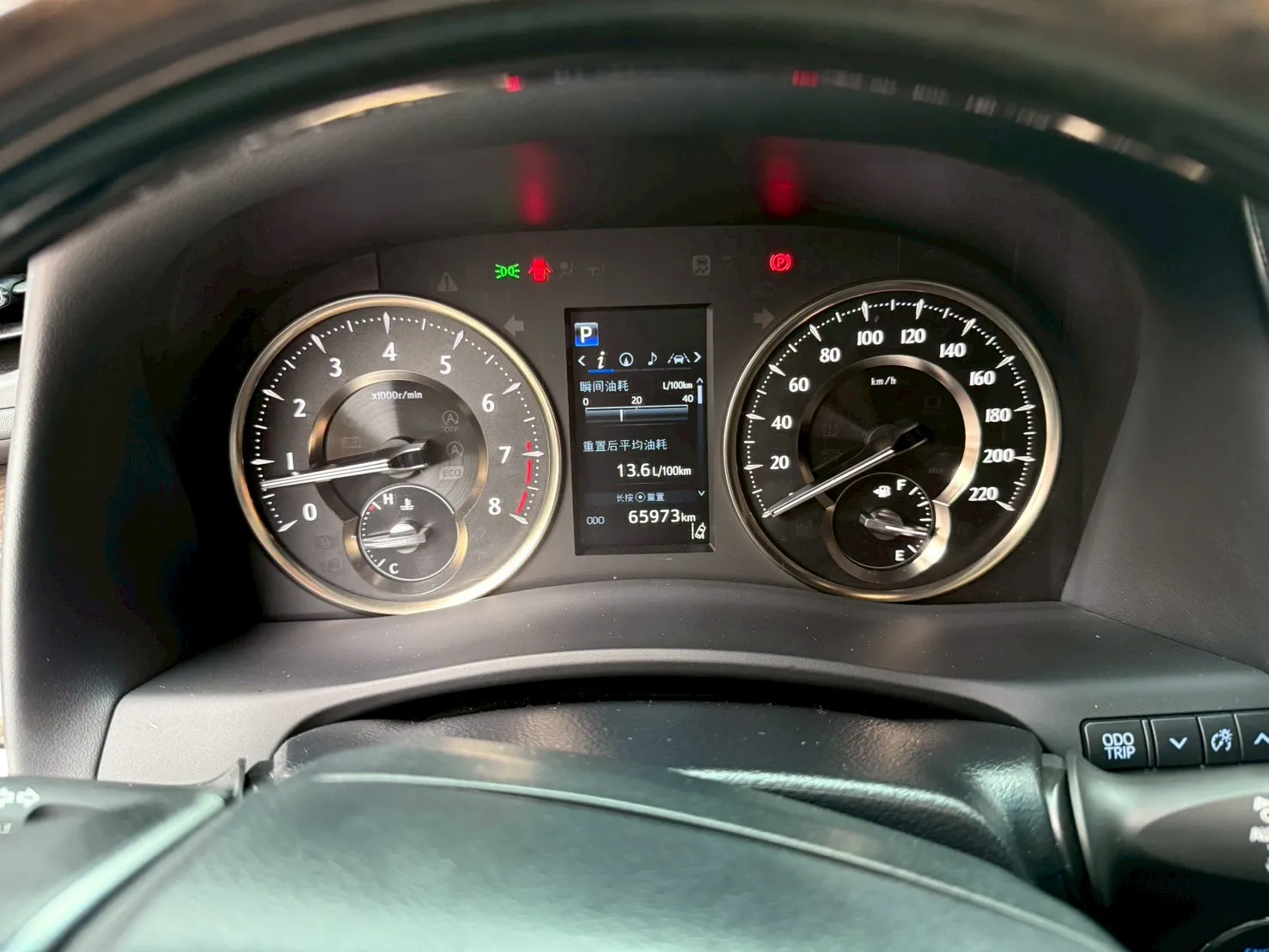 TOYOTA-Alphard