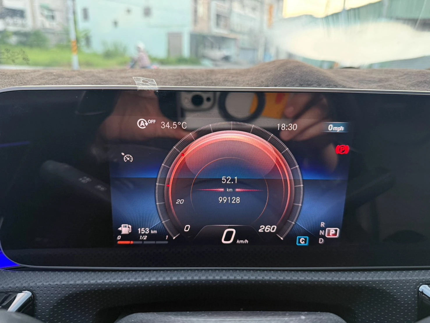 BENZ -CLA200