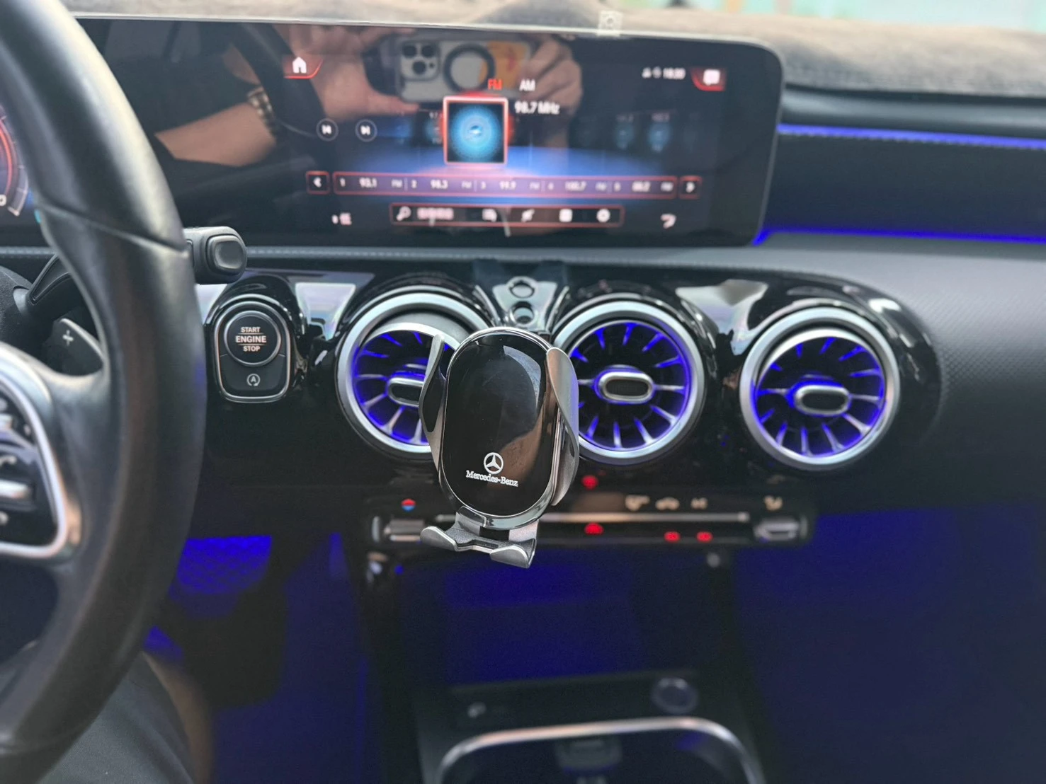 BENZ -CLA200