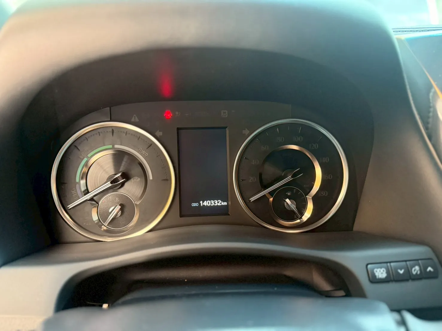 TOYOTA-Alphard