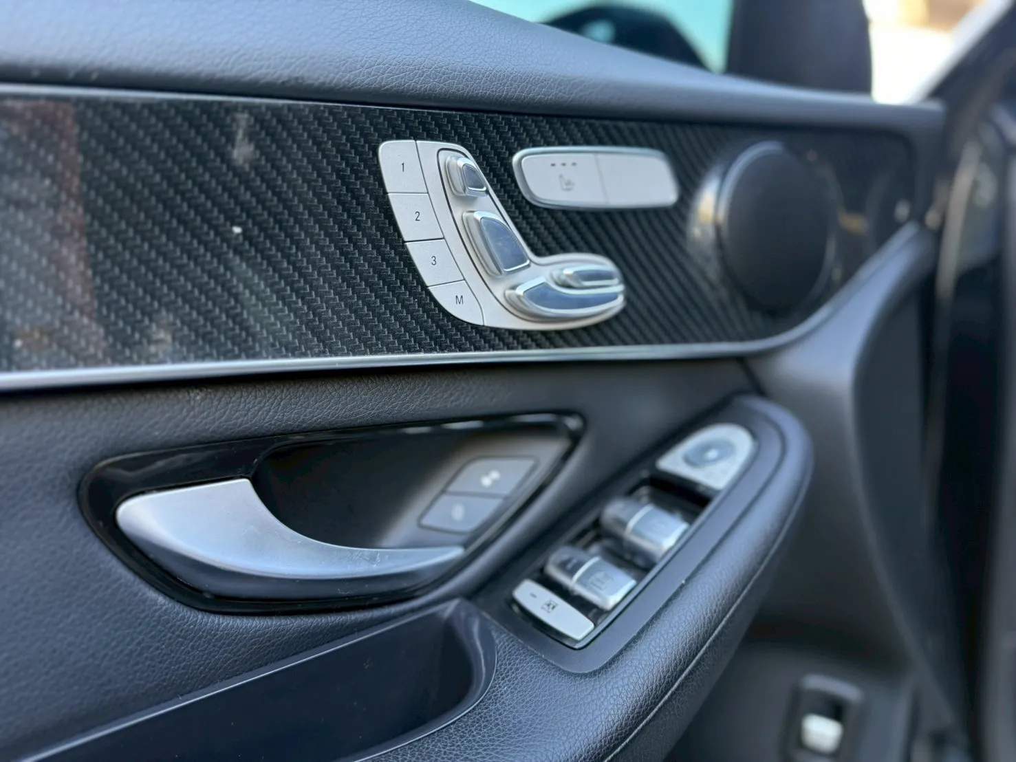 BENZ-GLC300 coupe AMG