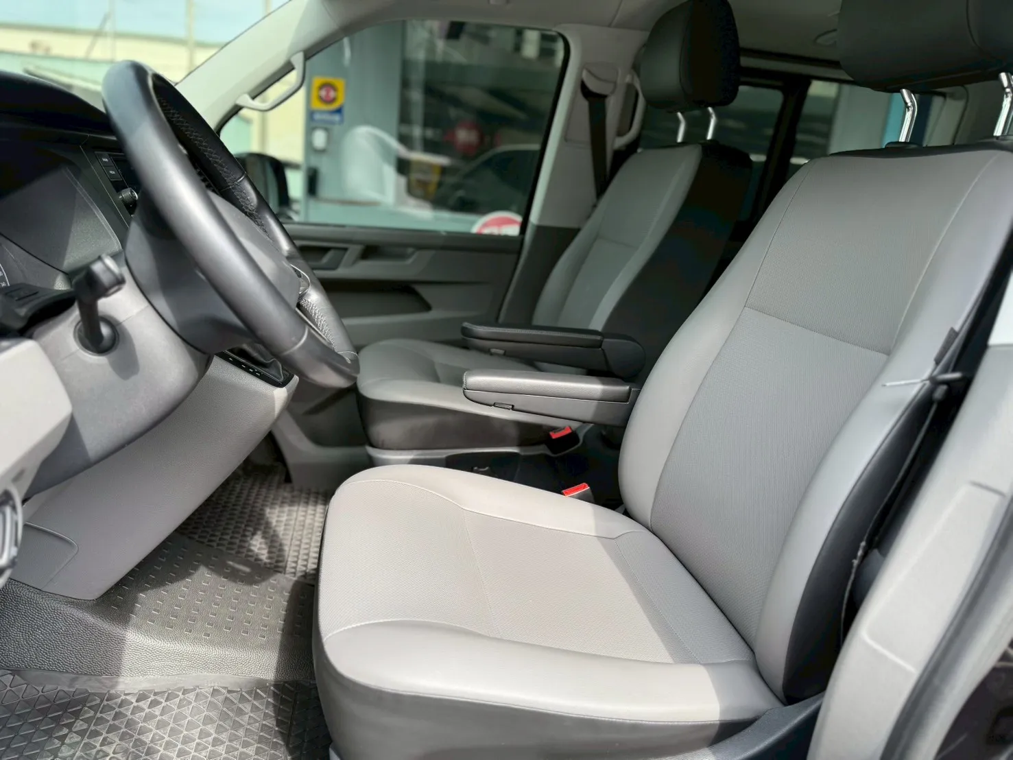 Volkswagen福斯-Caravelle