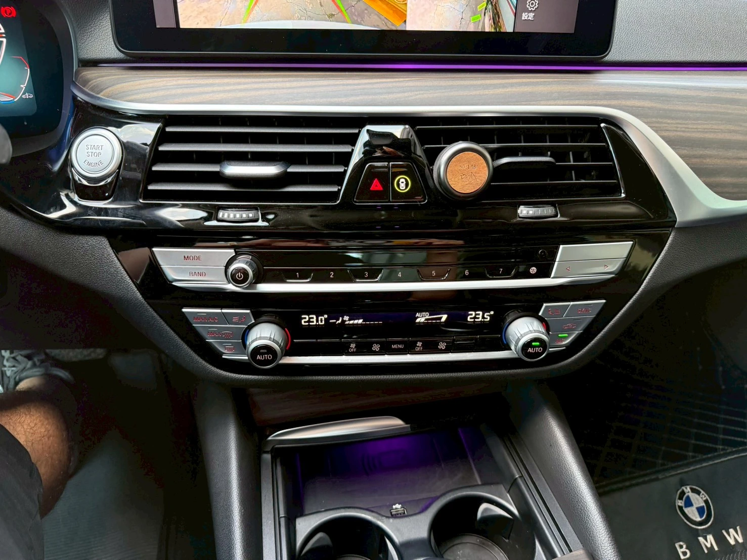 BMW -520i