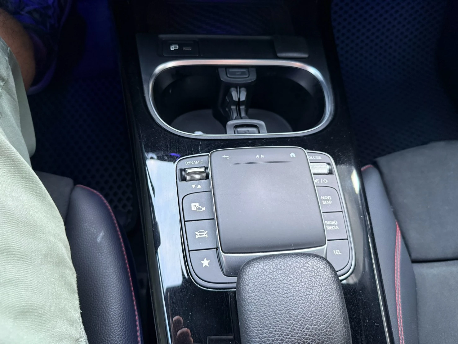 BENZ -CLA250