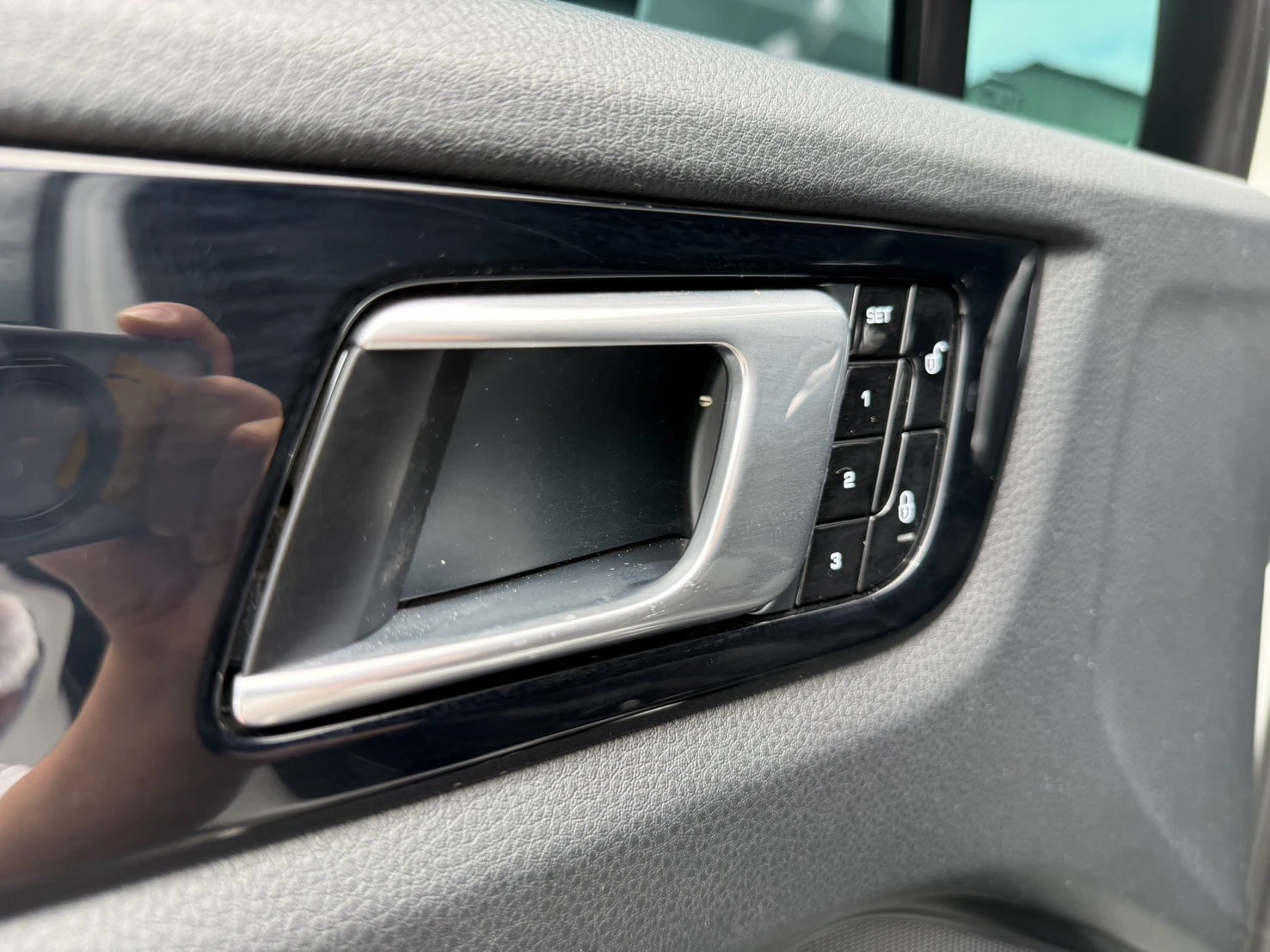 PORSCHE-Cayenne SUV