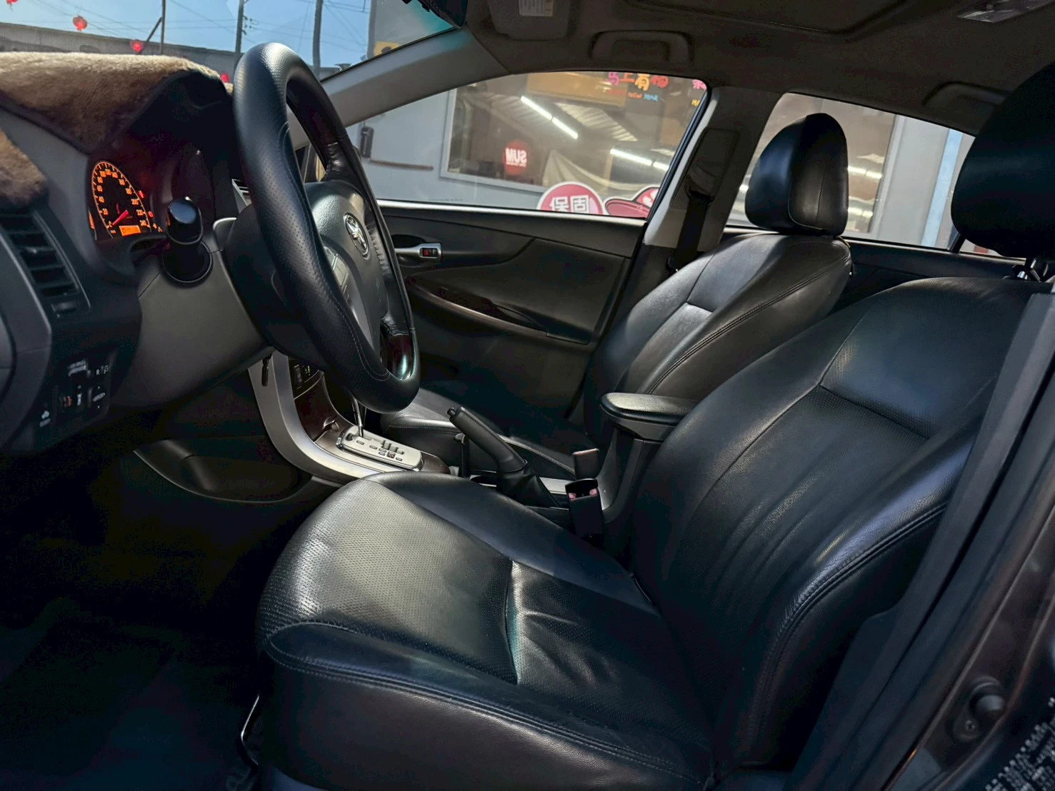 TOYOTA -ALTIS