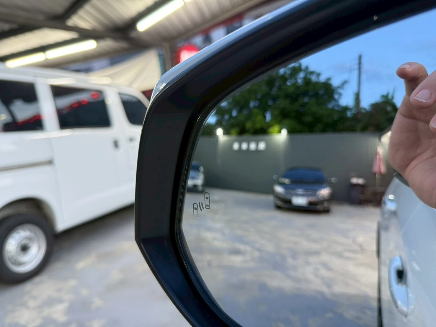 TOYOTA -RAV4