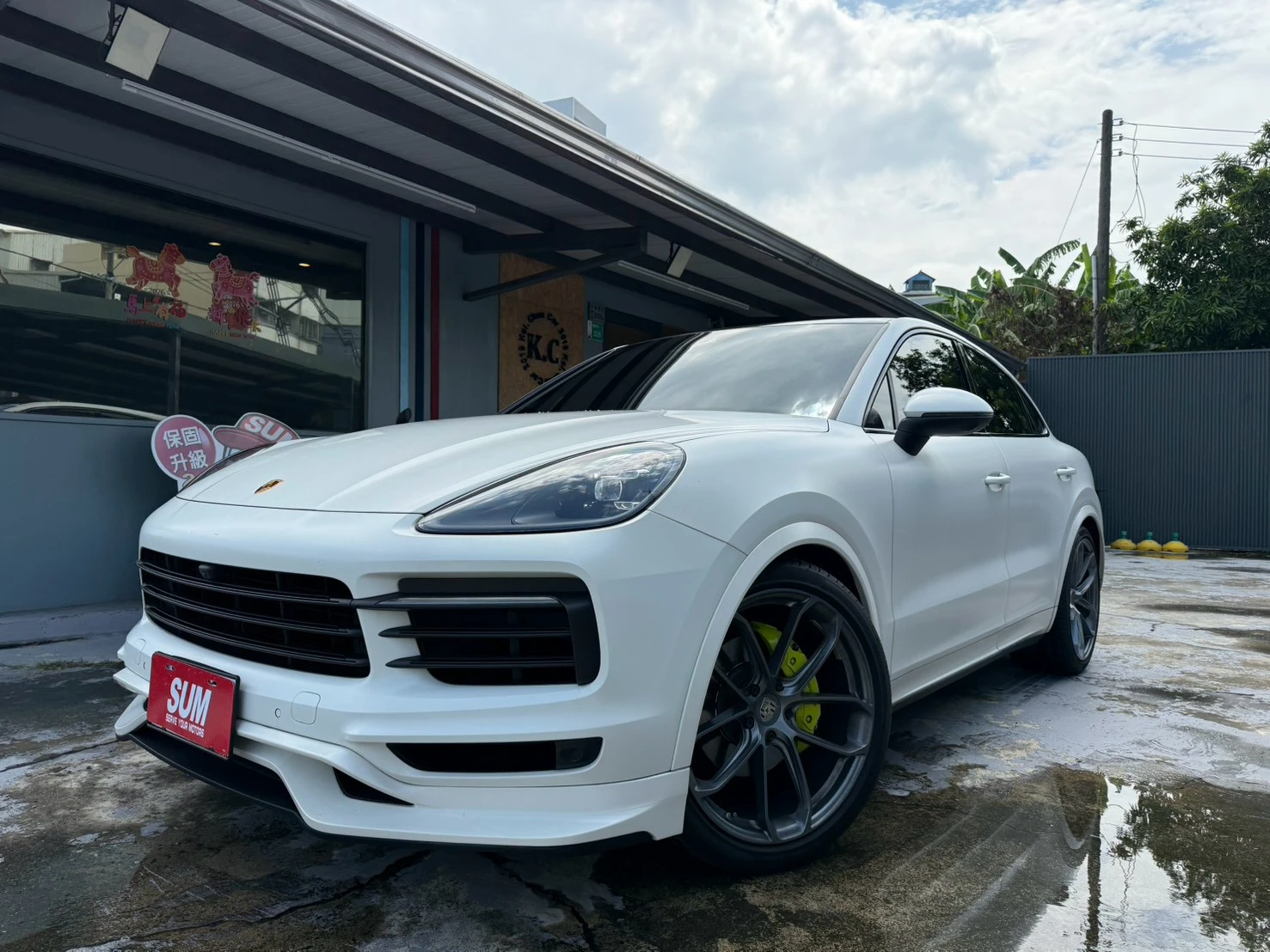 PORSCHE-Cayenne Coupe