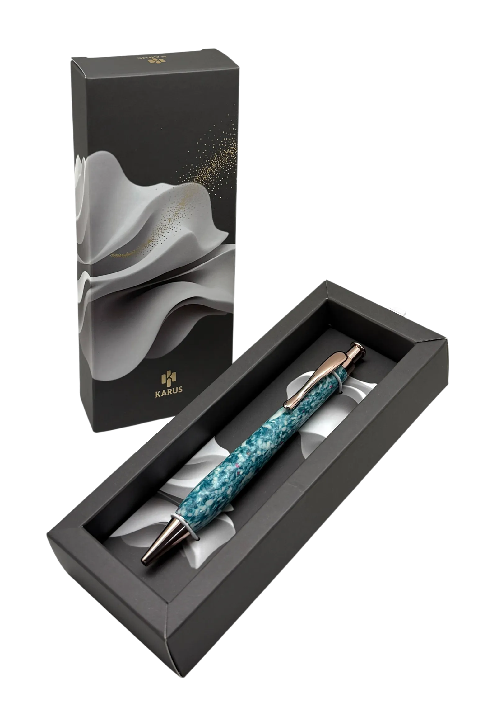 再衣筆｜草藍色（Grass-Blue Dressed Pen）