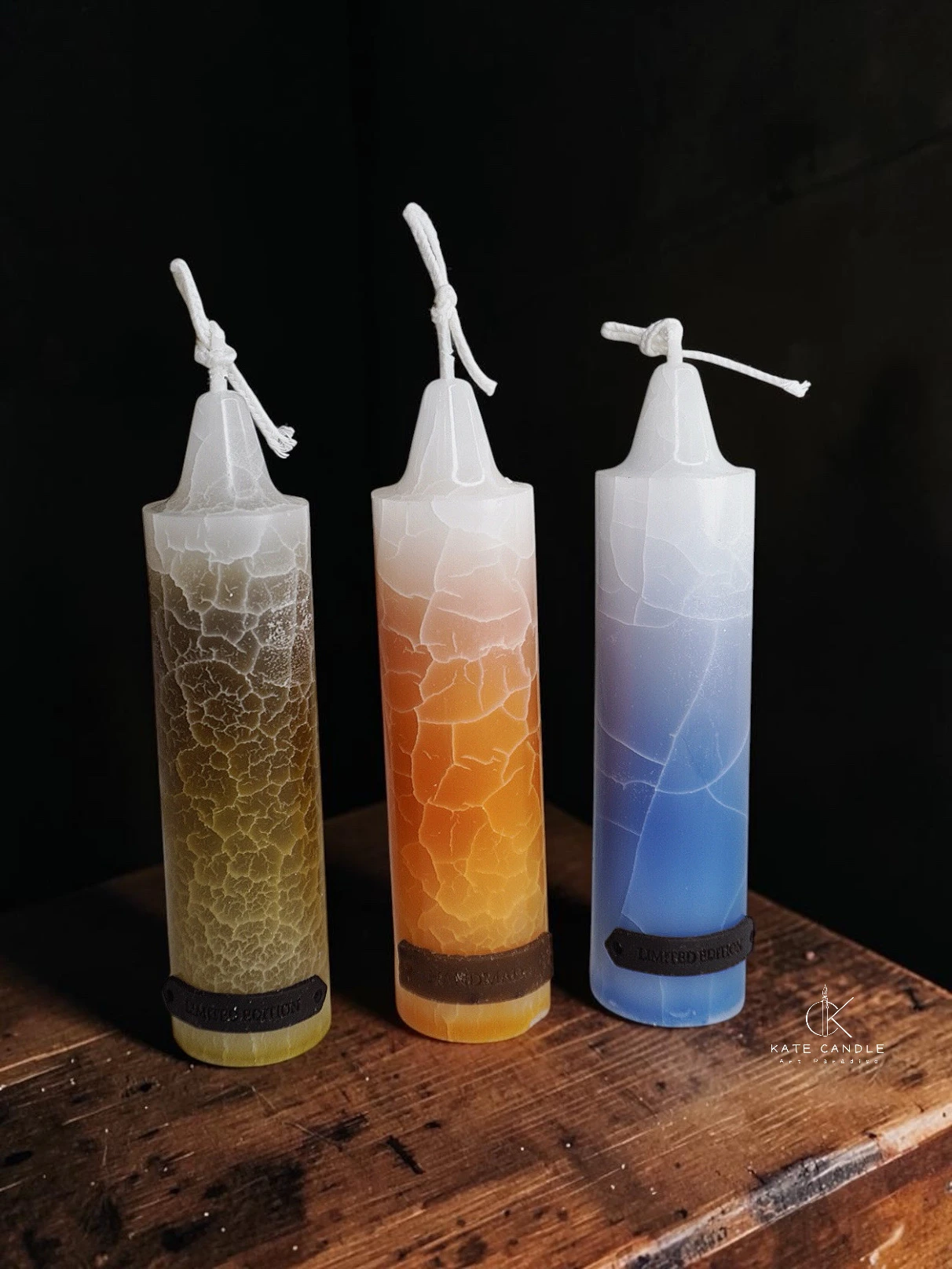 Exploding candle 裂紋蠟燭