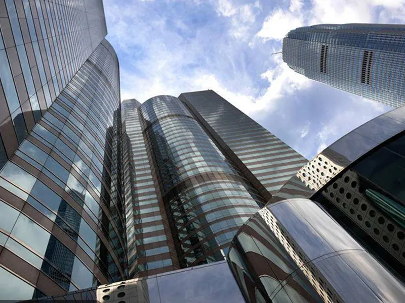 One Island East (Hong Kong)