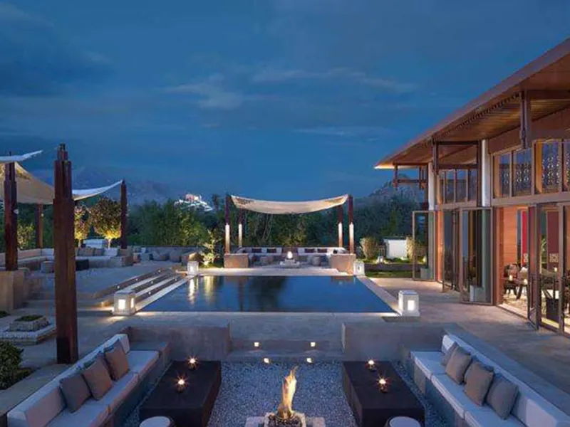 Shangri-La Hotel, Lhasa