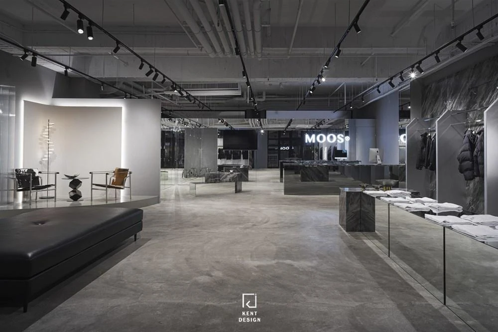 MOOS 台中旗艦店空間設計