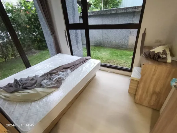 樹林大安路廖先生-床墊 鏡台｜鏡台 樹林推薦｜鶯歌區家具工廠｜床墊推薦