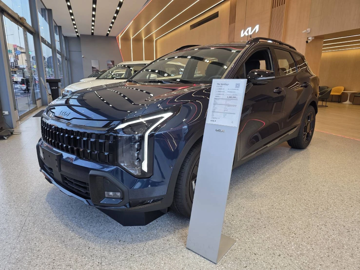 Sportage：中型休旅車 (SUV)