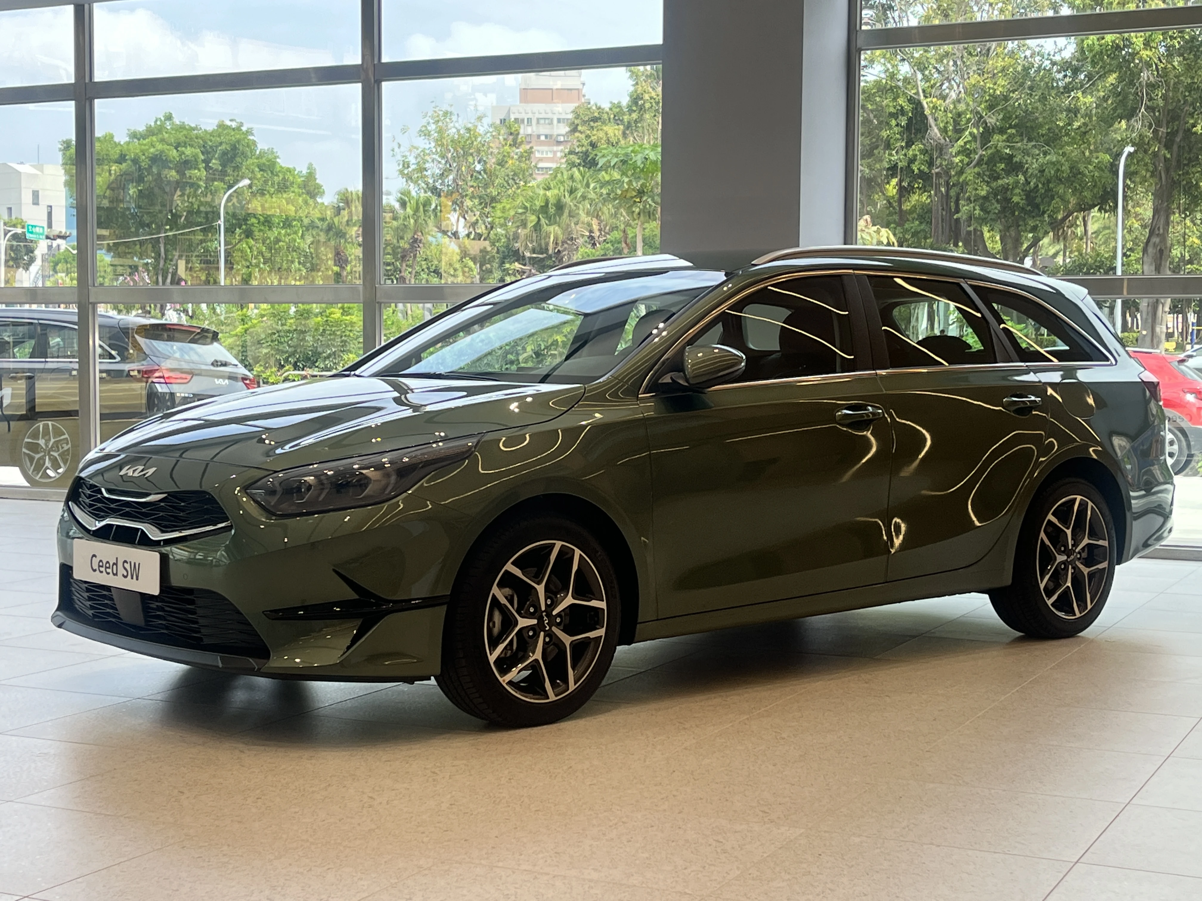 Ceed Sportswagon：歐洲進口智慧油電旅行車