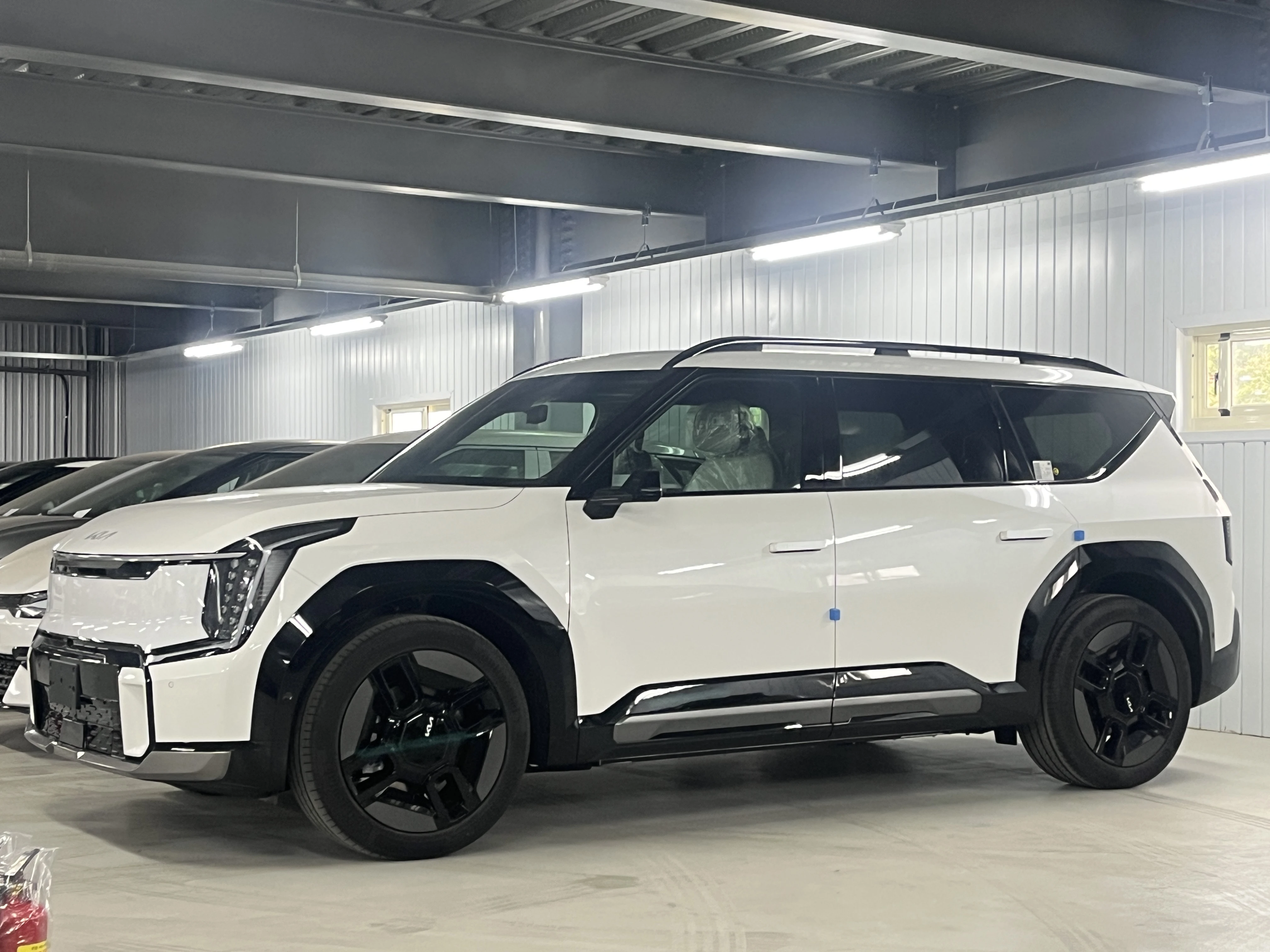 EV9：旗艦純電LSUV (六/七人座) 