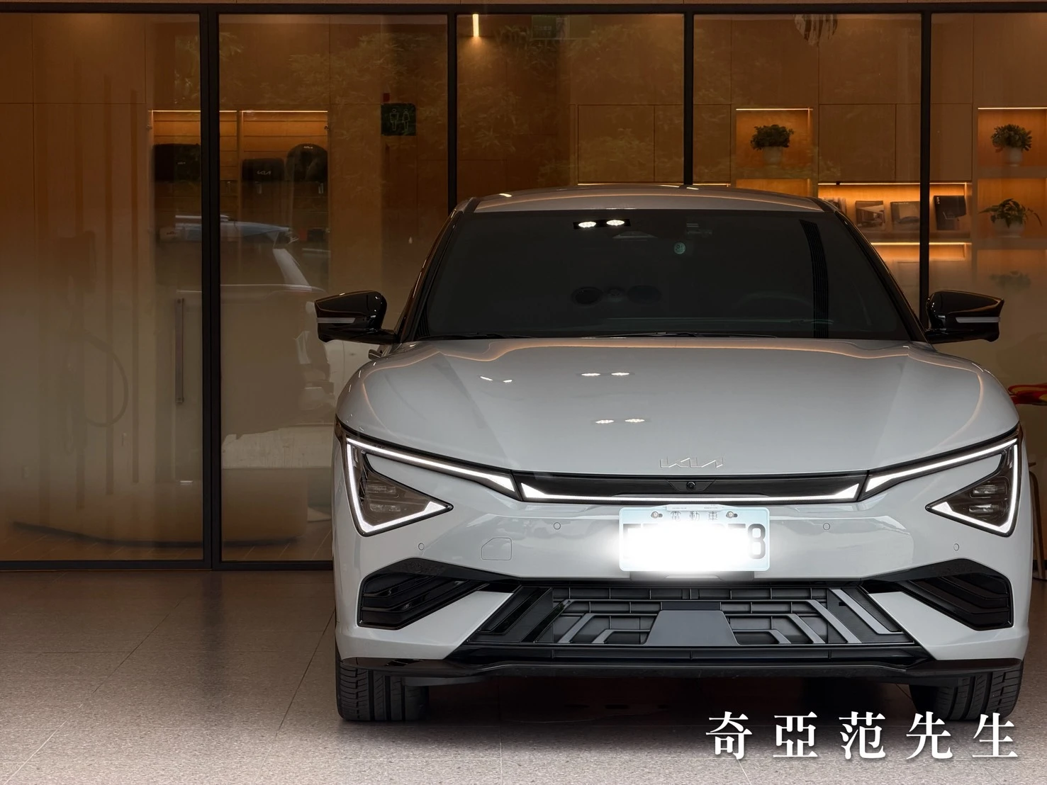 EV6：純電智慧跨界跑旅