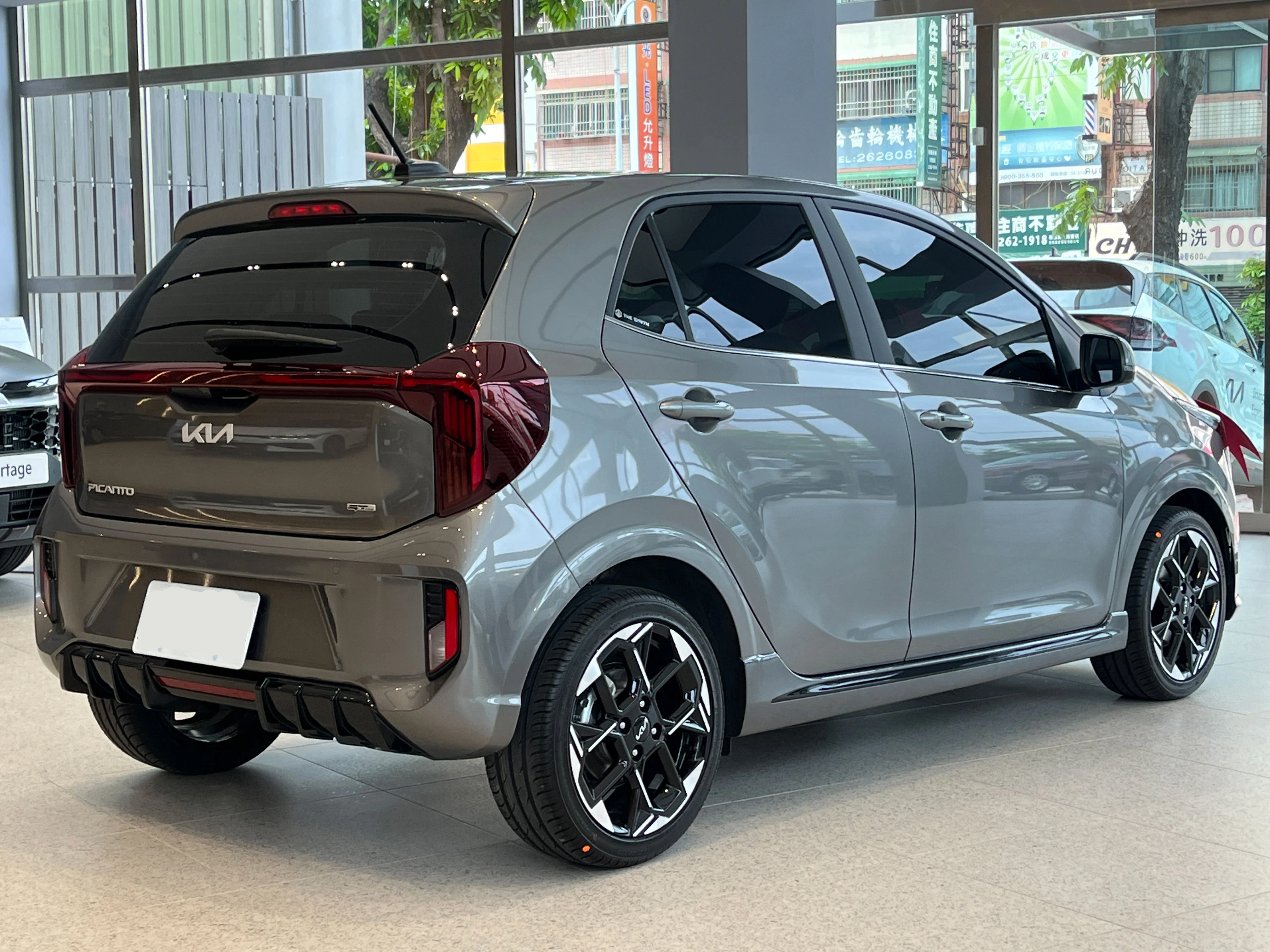 Picanto：都會小車 / 掀背車