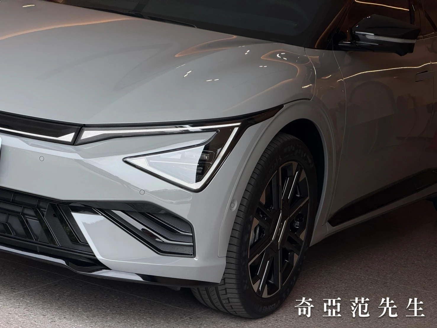 EV6：純電智慧跨界跑旅