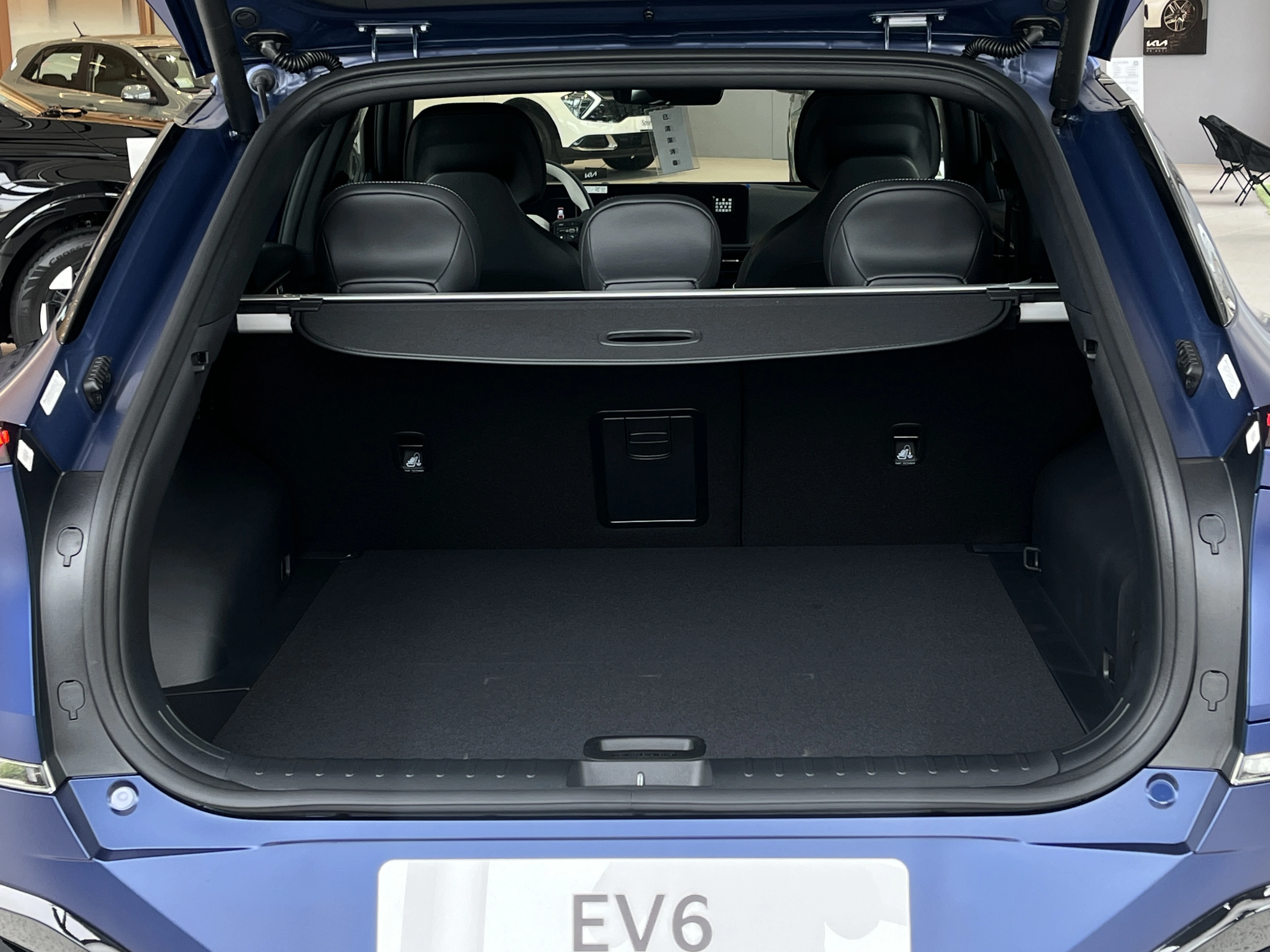 EV6：純電智慧跨界跑旅