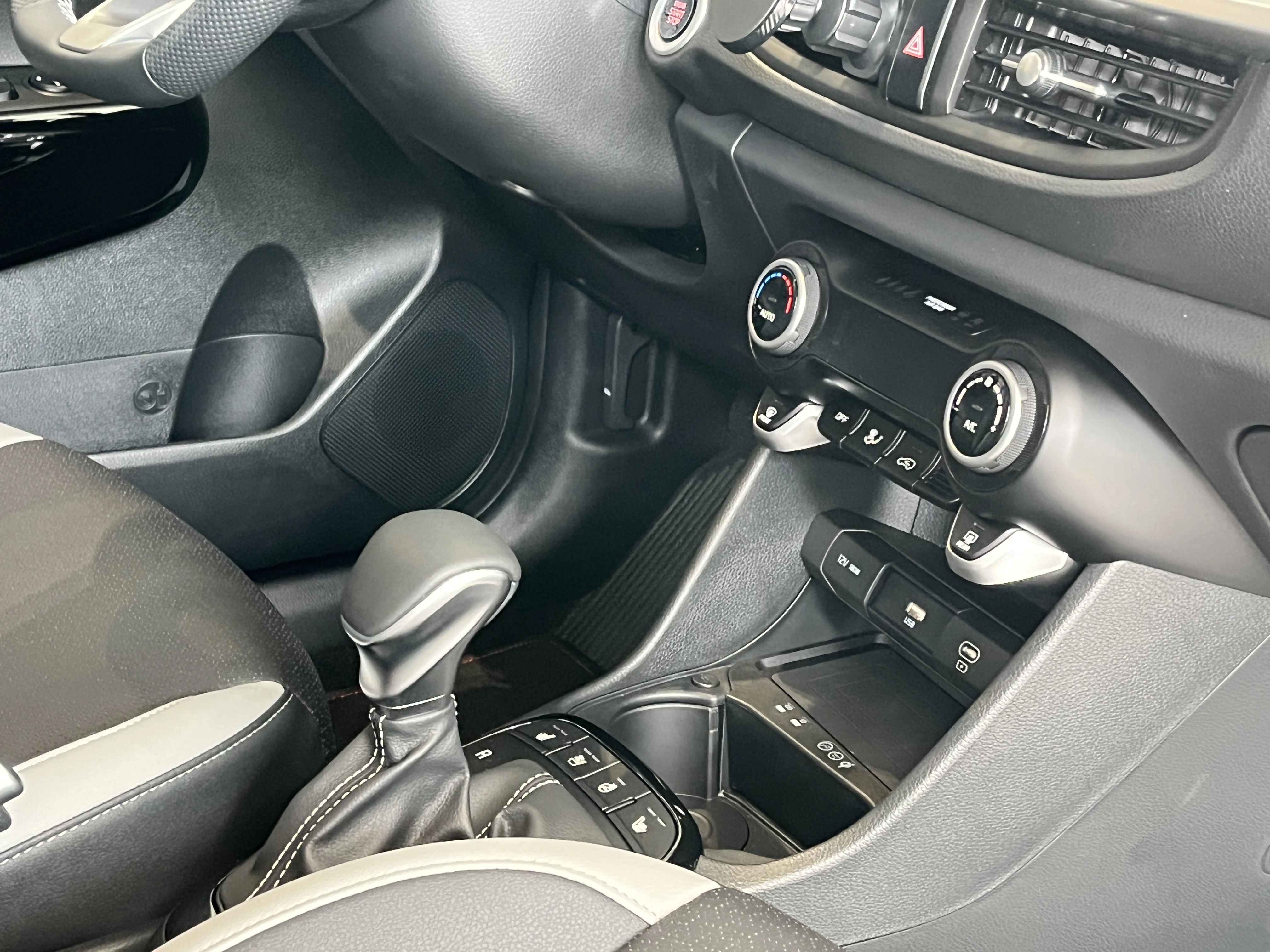 Picanto：都會小車 / 掀背車