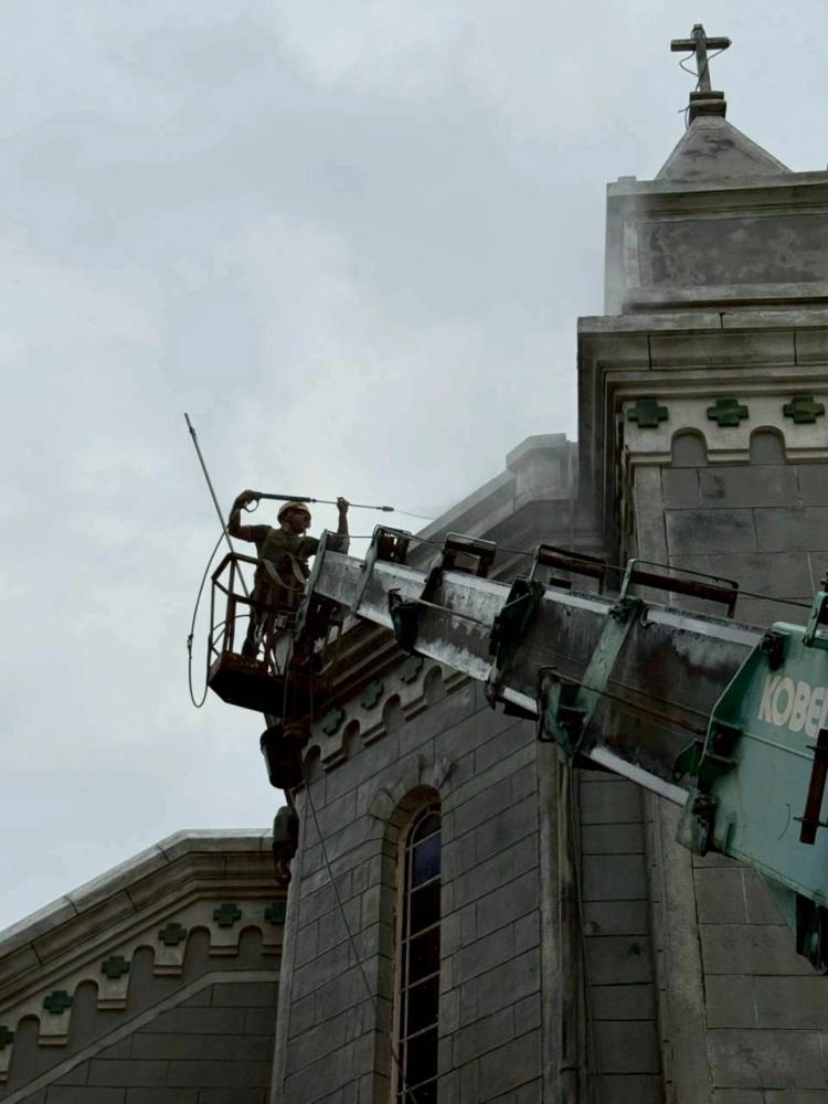 高空外牆清洗工程