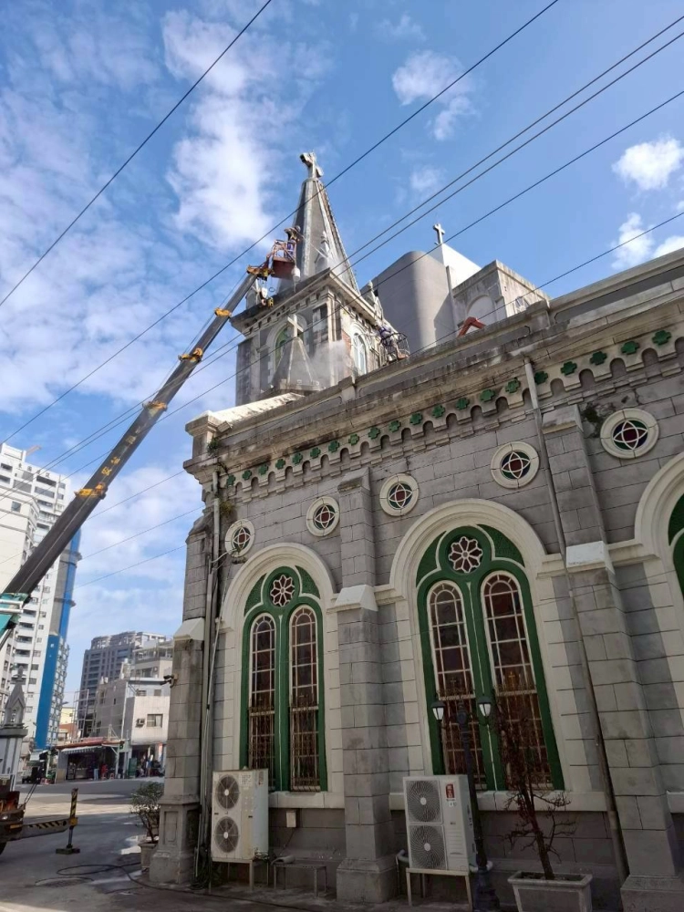 高空外牆清洗工程