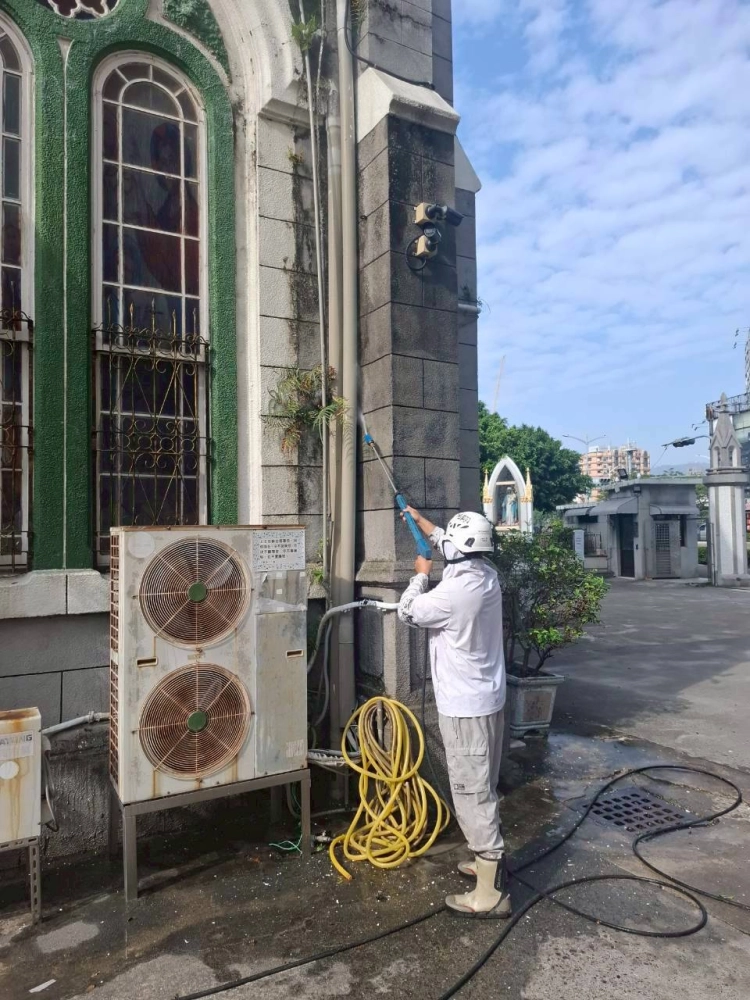 高空外牆清洗工程