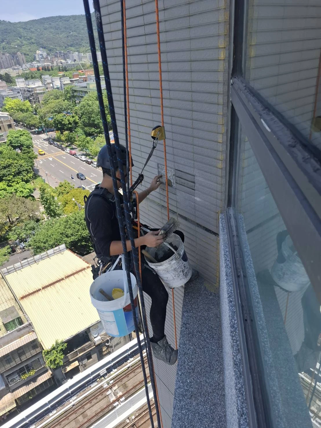 外牆瓷磚修繕工程