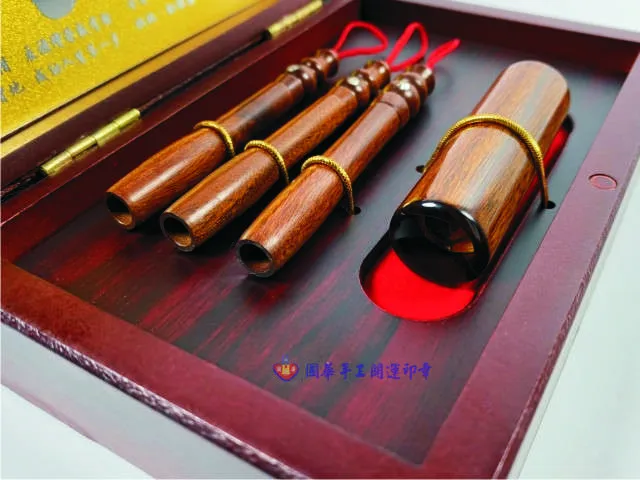 迷你紅木三寶盒金足腳印(小)