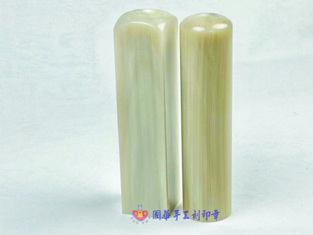 頂級赤牛角臍帶/胎毛