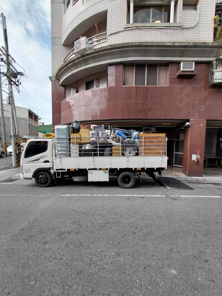 台南清運跟搬家-台南搬家推薦/台南家具清運