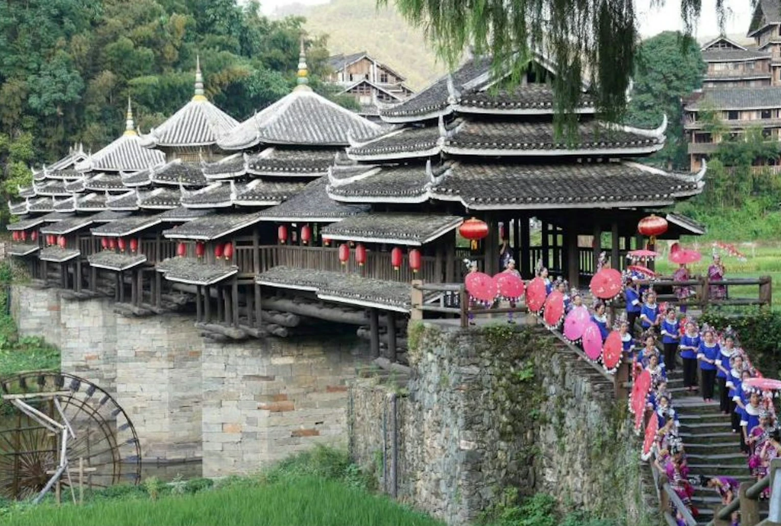 辣柳妹．正宗柳州螺獅粉