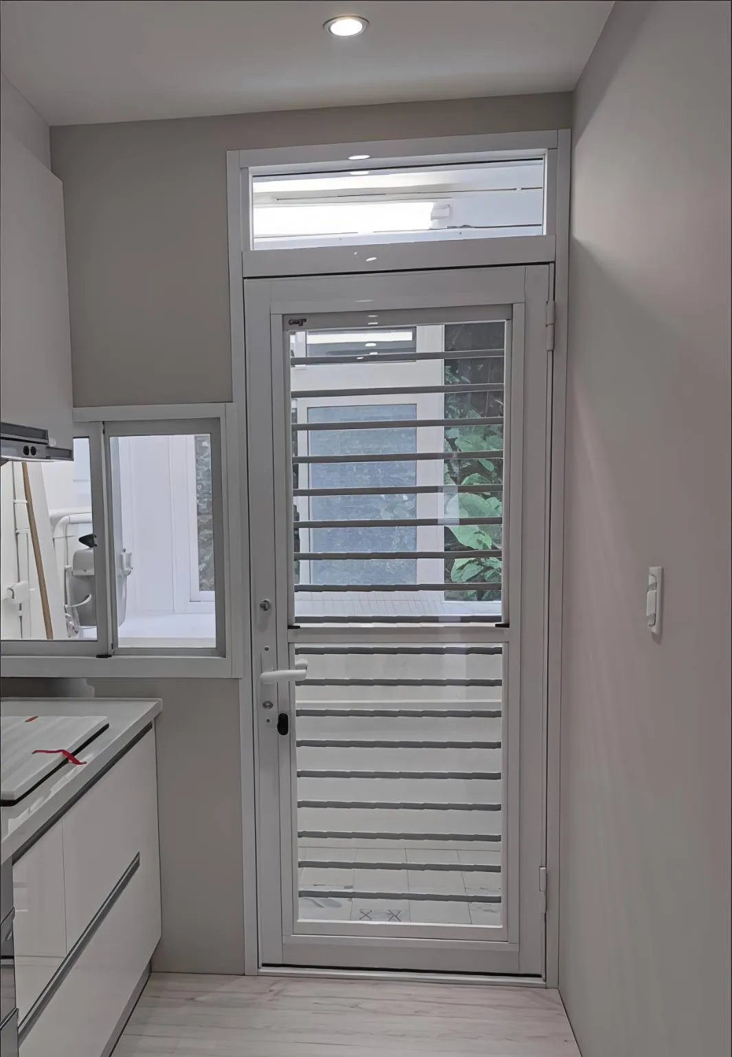 1056三合一通風門