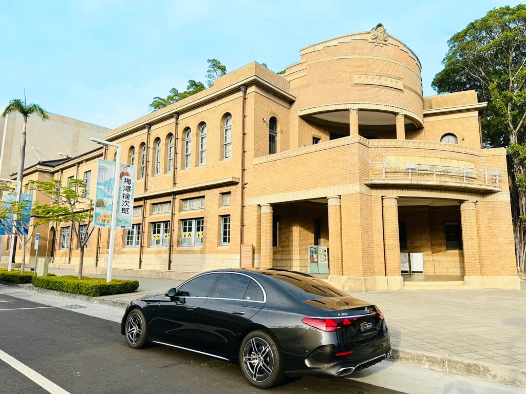 商務接駁-台南美術館