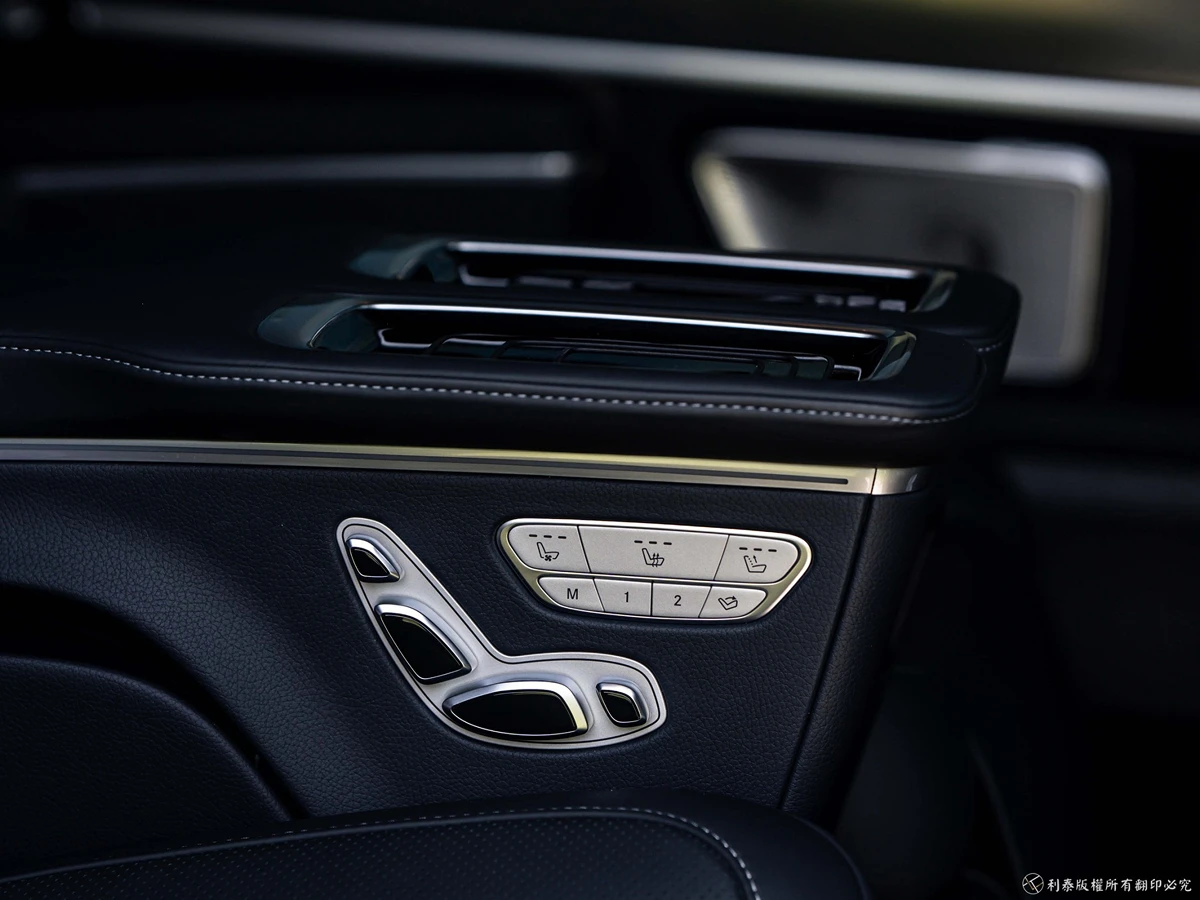 【商品測試】 Mercedes-Benz V250d