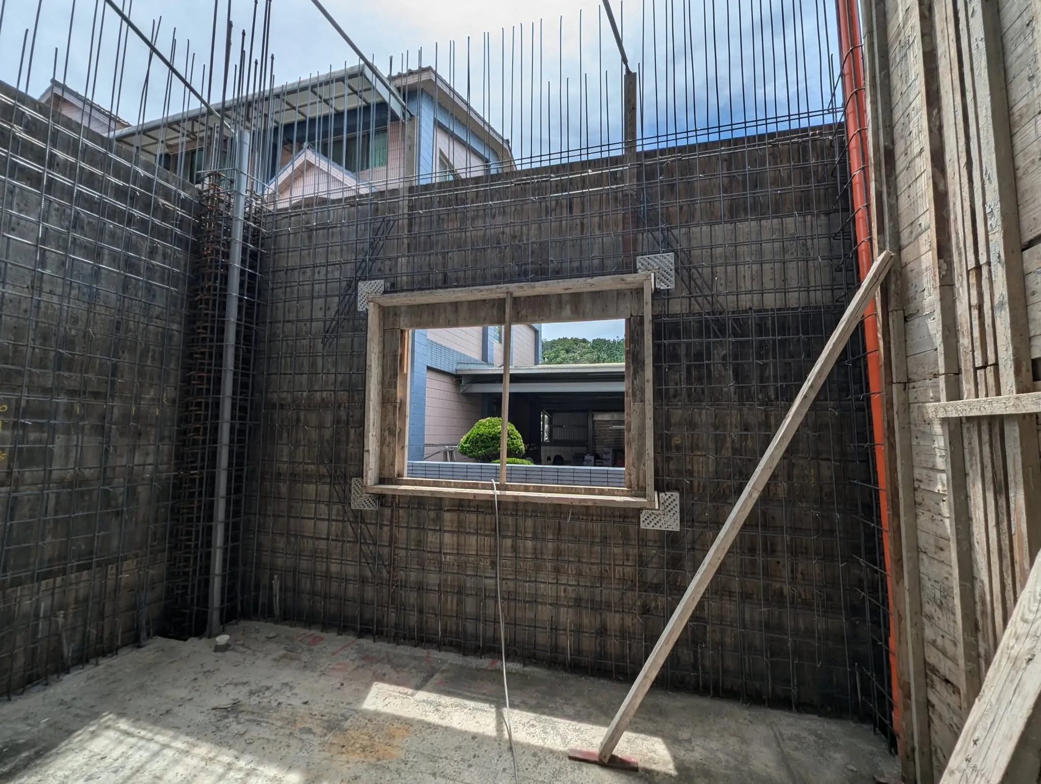 窗角的補強｜台中自地自建工程｜大里區自地自建工程