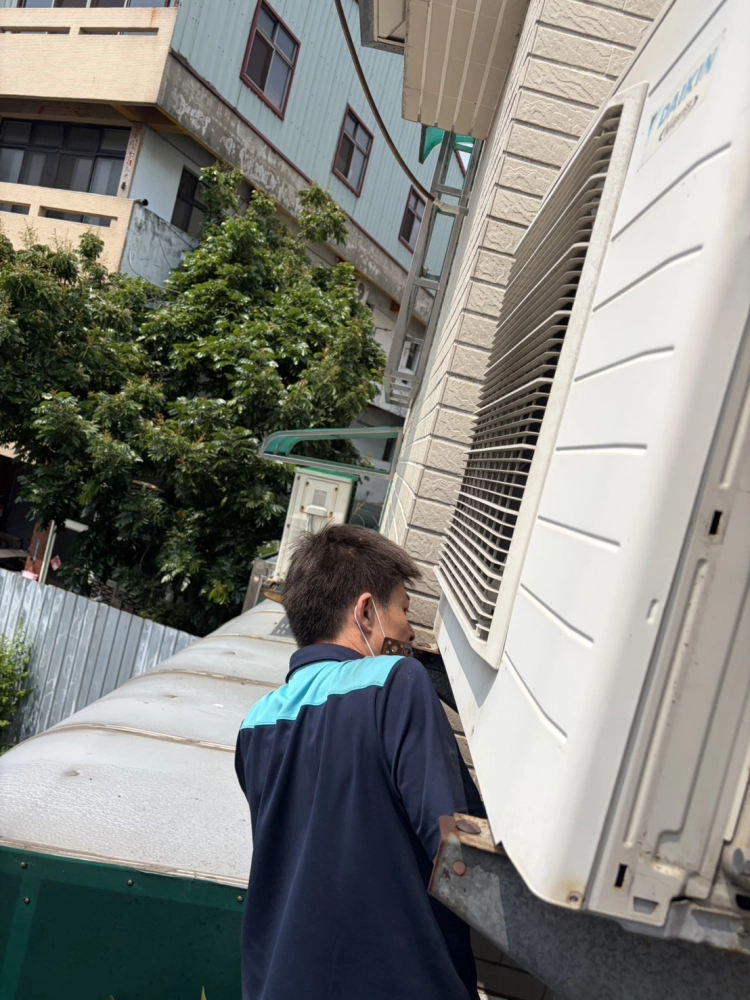 機型型號：RKD60BVMT