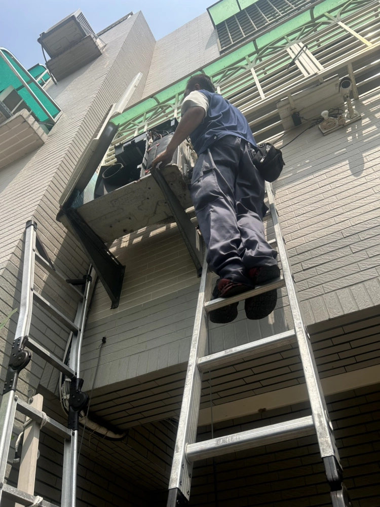 機型型號：RKD60BVMT