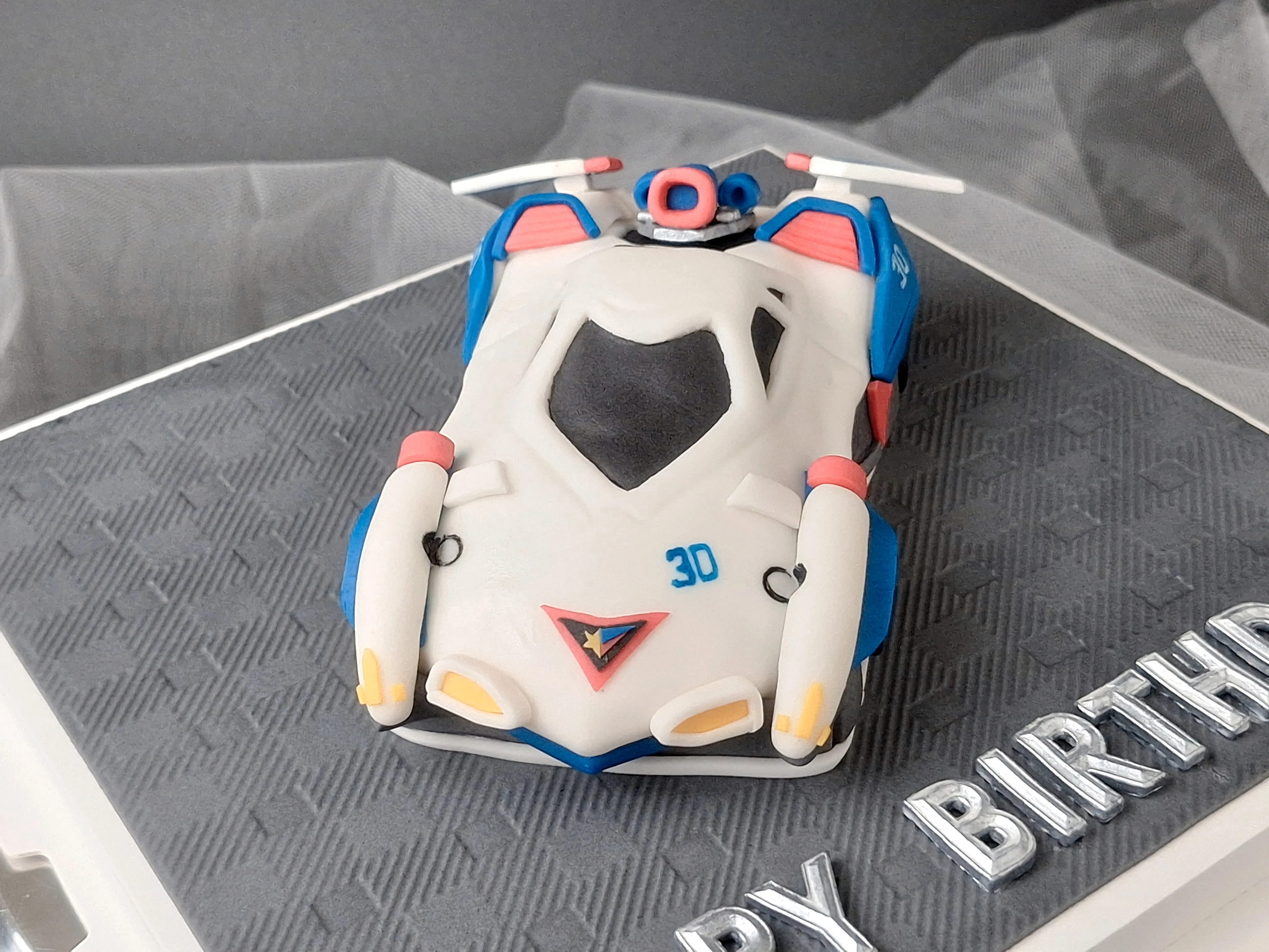 客製 TOMICA 霹靂閃電車 造型蛋糕