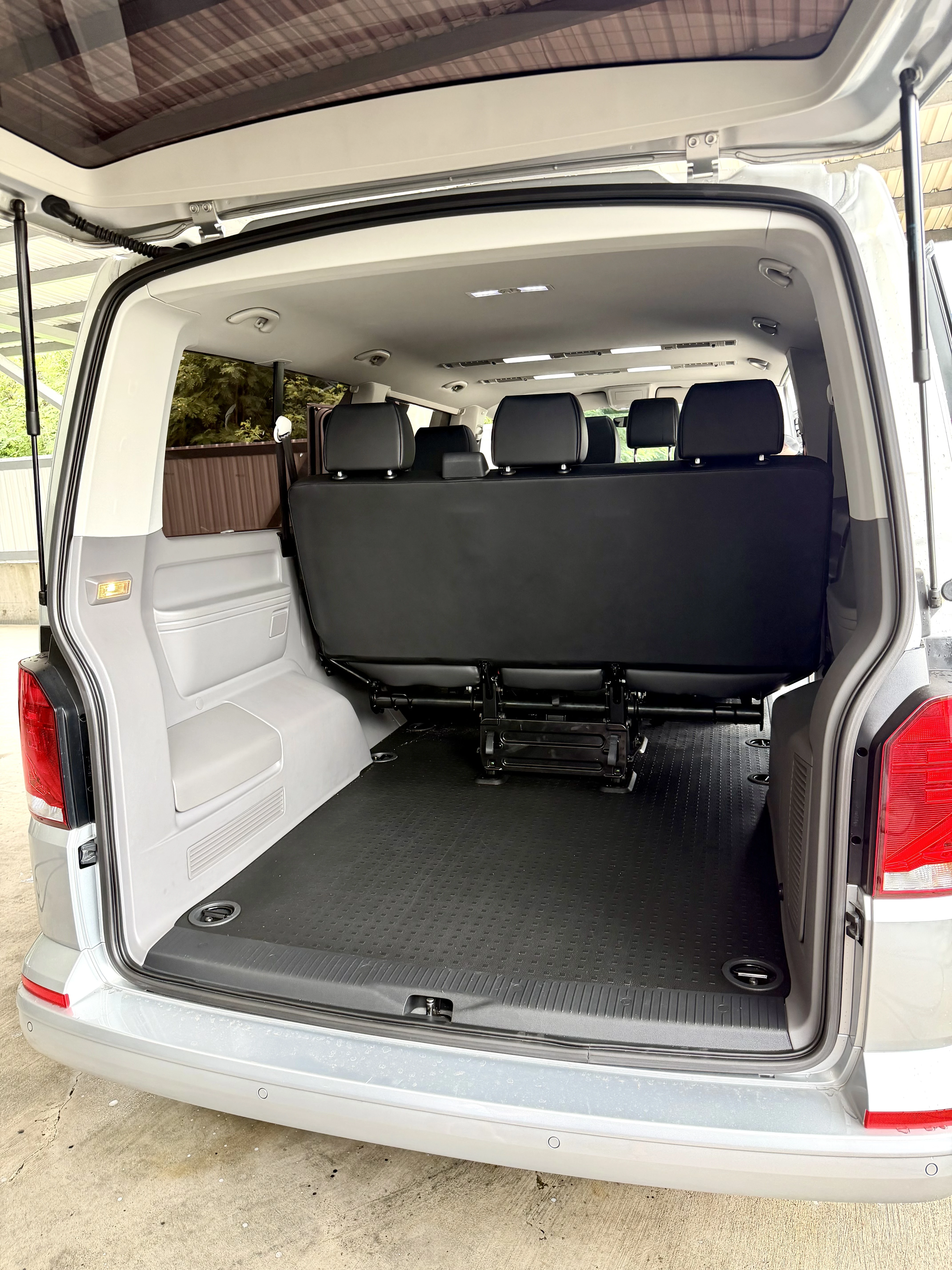 福斯 T6.1 Caravelle 2.0 (9座)
