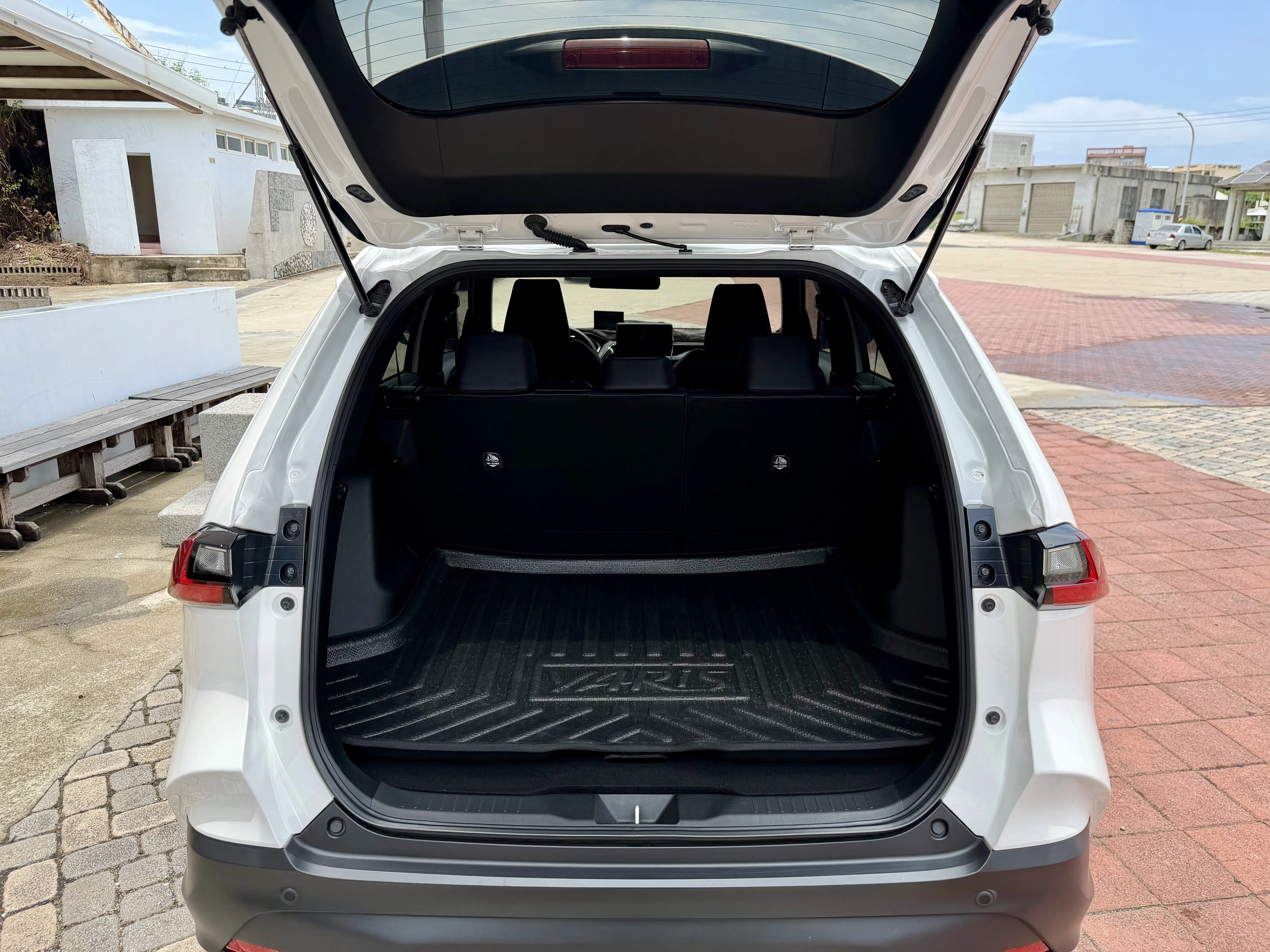 TOYOTA  Yaris Cross  1.5  (5座休旅)