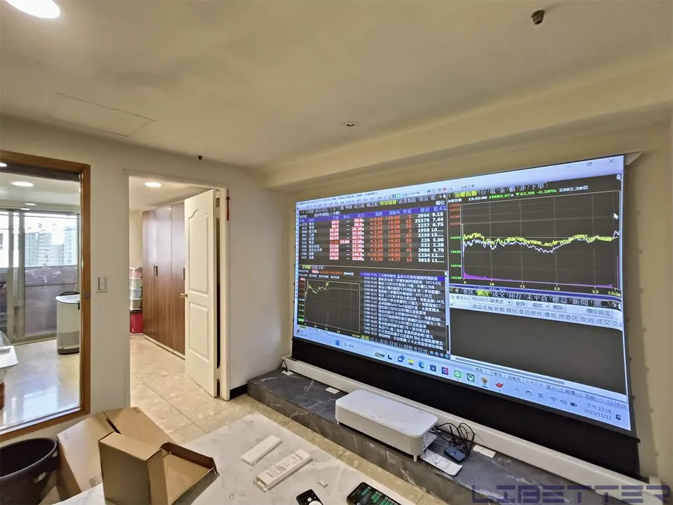 台中施工：EH-LS800W 4K雷射大電視 & Libetter Vision 地升電動抗光幕！