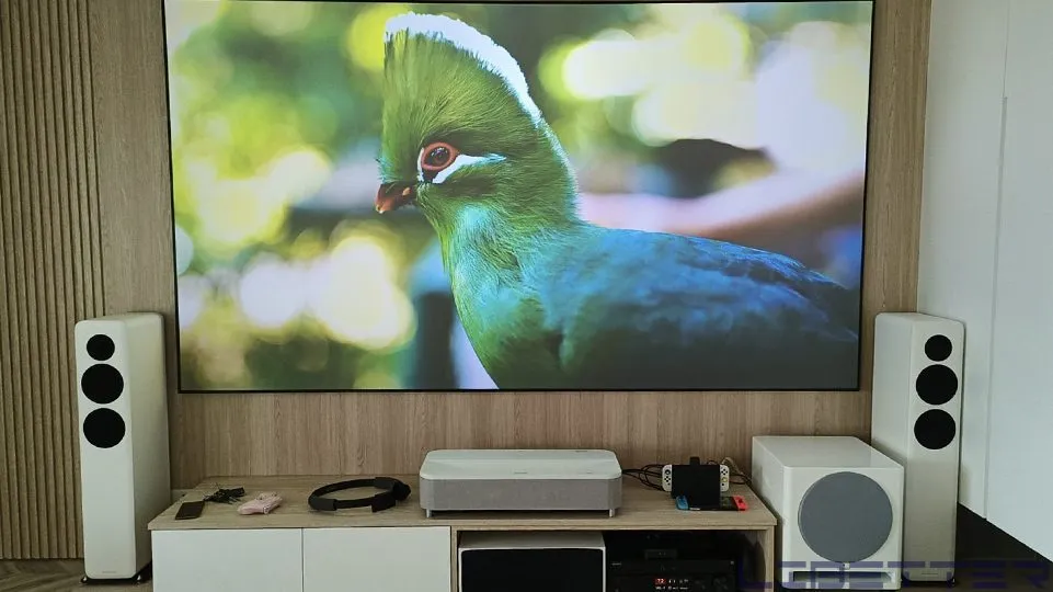 施工案例：7.1劇院安裝 搭配超短焦 EH-LS800W 就是吸睛