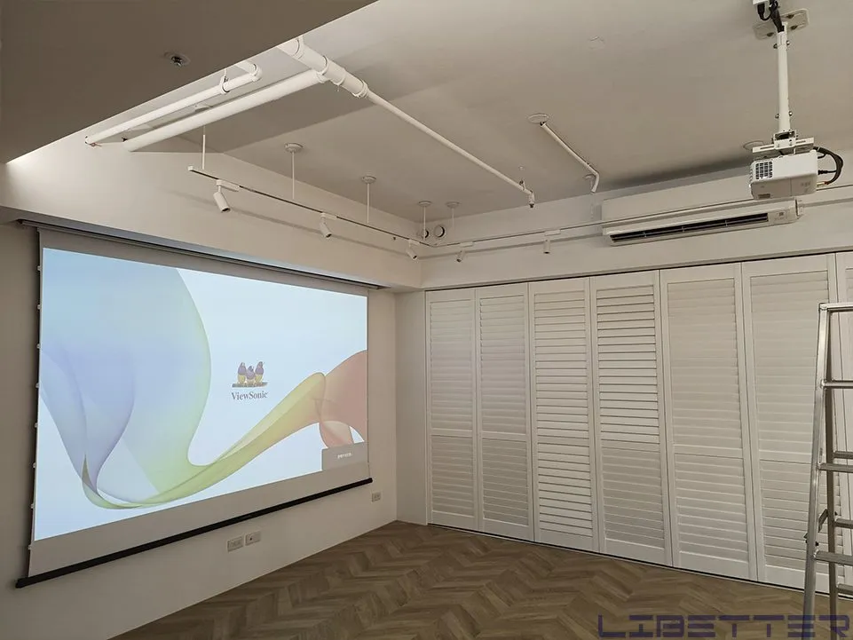 施工案例：Px748-4K 搭配 Libetter Vision 訂製4K電動幕！ ✩★✩特殊規格可訂製✩★✩
