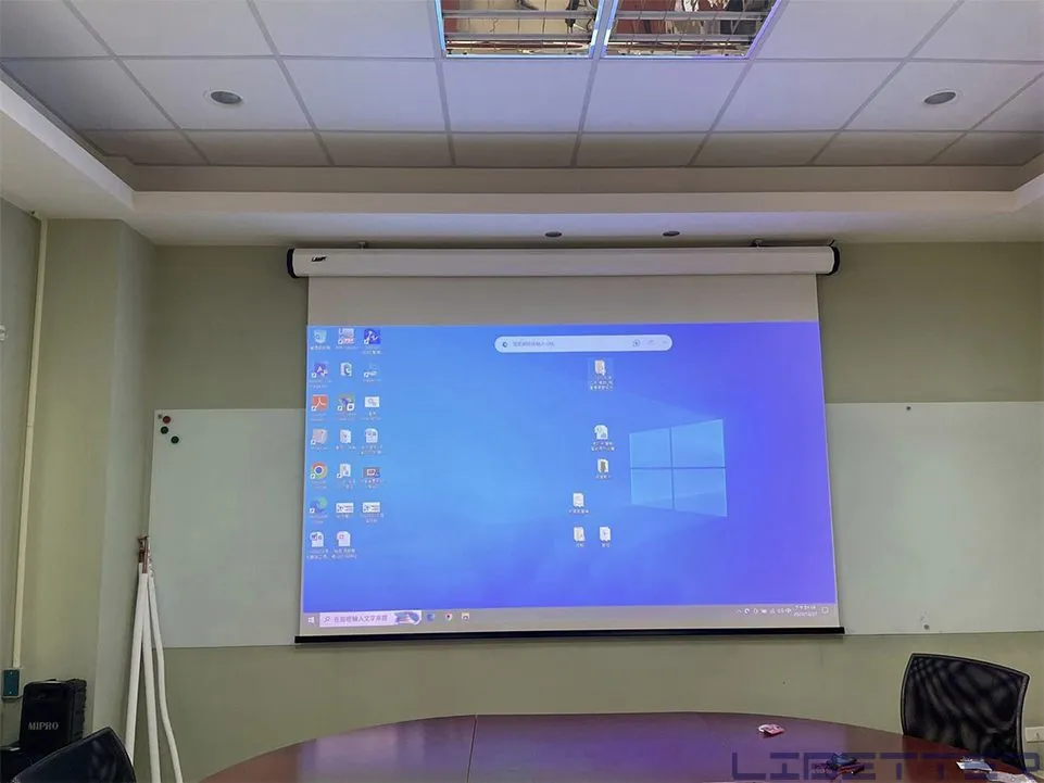 老客戶的信任：OPTOMA ZH507 & LIBETTER VISION電動張力定製幕！