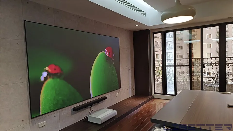 安裝案例：三星超短焦 SP-LSP9TWAXZW 搭配 120吋黑柵抗光幕 加上 Bose 喇叭組