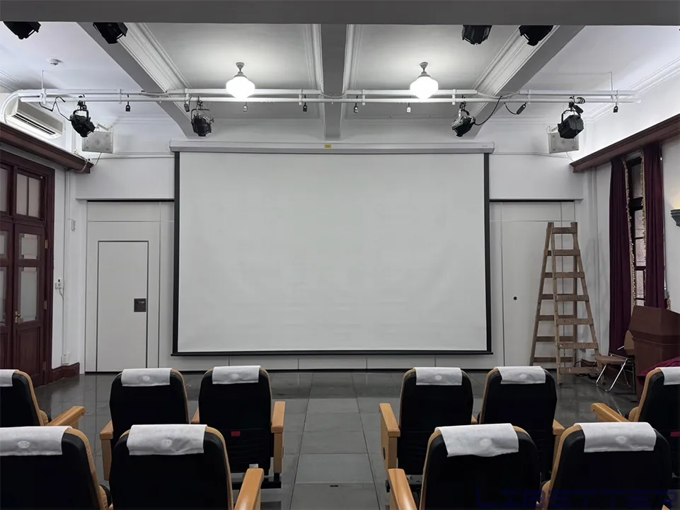 大型布幕安裝：GRANDVIEW 240吋 電動幕 大廳、公司、展場等等 歡迎聯繫洽談噢