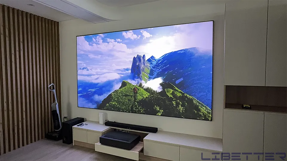 家用案例：峰米T2 全名為Formovie Theater Premium 輕輕一按 開啟你的私人電影院